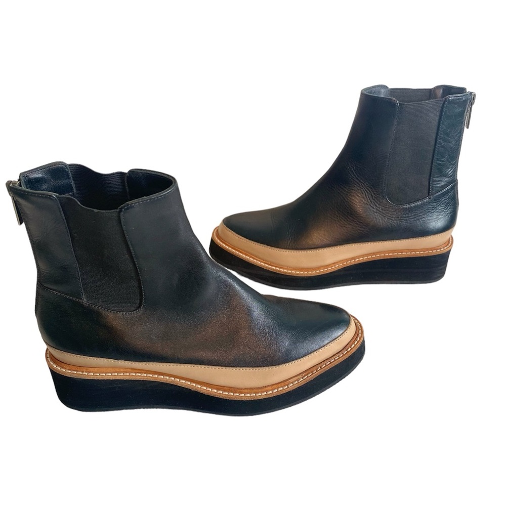 BRUNO FERRINI Leather Booties size 8